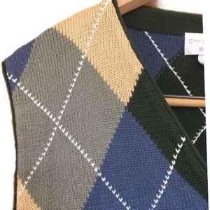 Christopher & Banks sweater vest, great condition